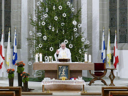 Darstellung des Herrn mit Kerzenweihe und Blasiussegen (Foto: Karl-Franz Thiede)